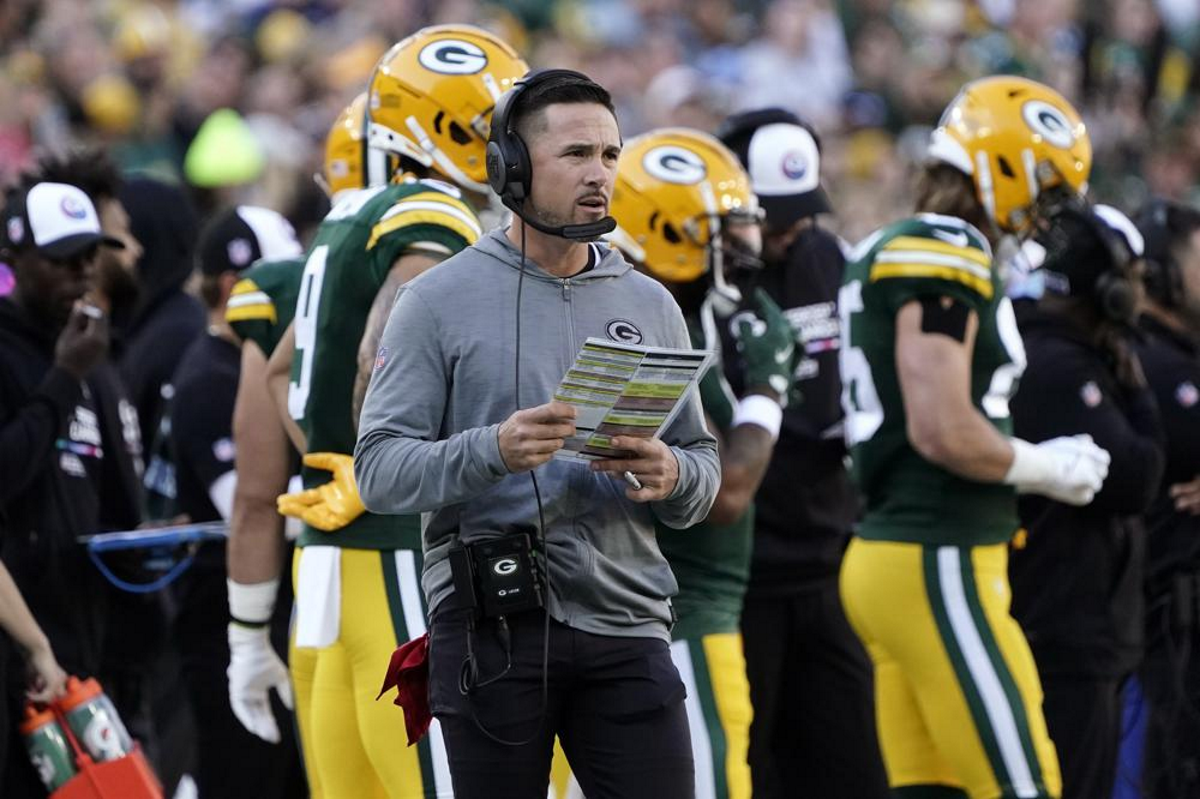 nfl 2022 green bay packers hc matt lafleur watches during game against the new england patriots oct 2 2022 in green bay wis ap photo morry gash