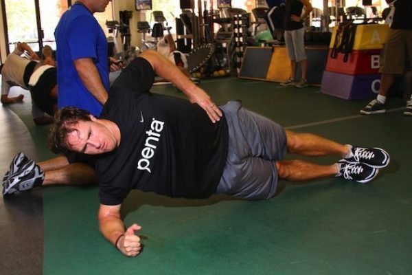 USA Football - 15 exercises - side plank