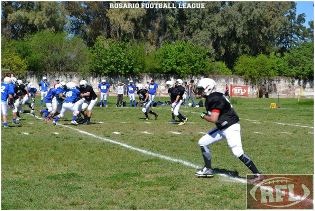 argentina-rosario-football-league-2016-october-action-2