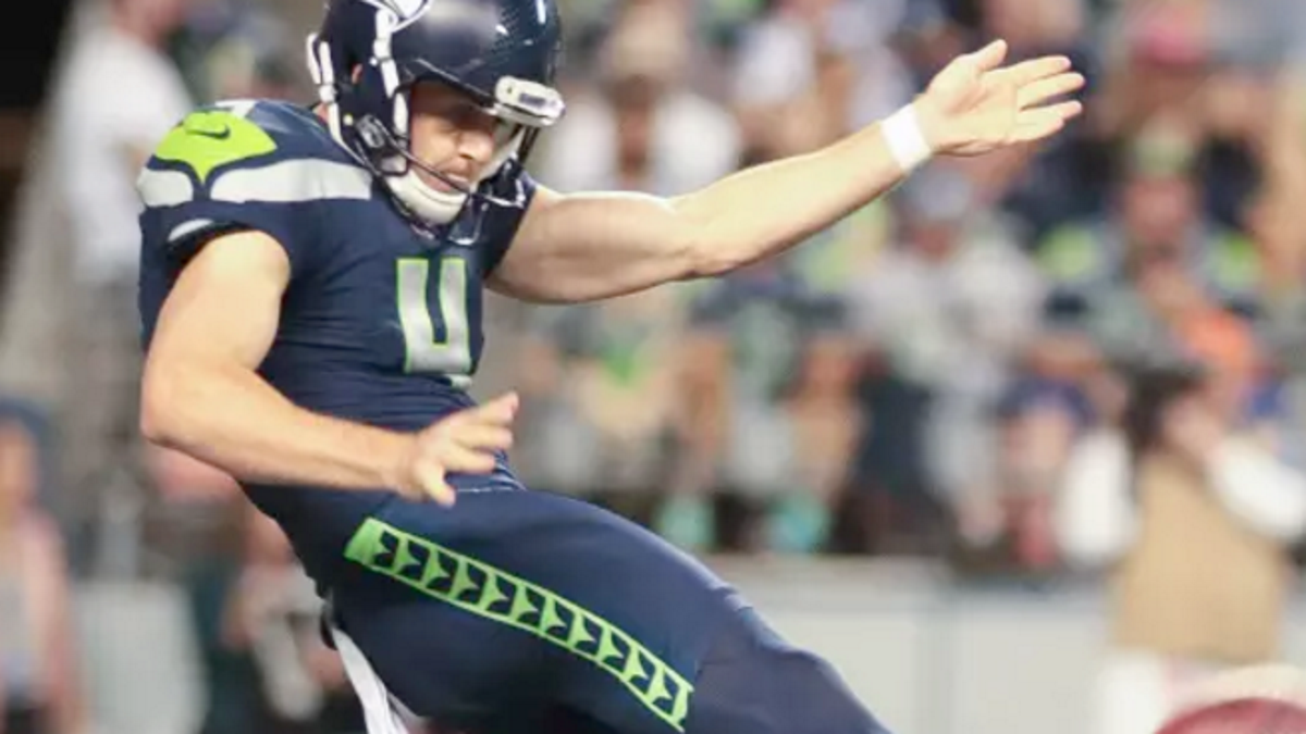 Australian punter makes stunning NFL debut