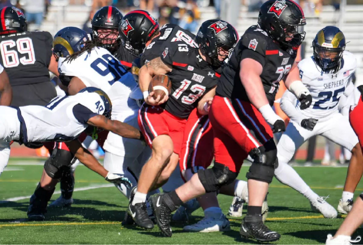 No. 22 East Stroudsburg rolls past Shepherd 31–7 for fifth straight victory