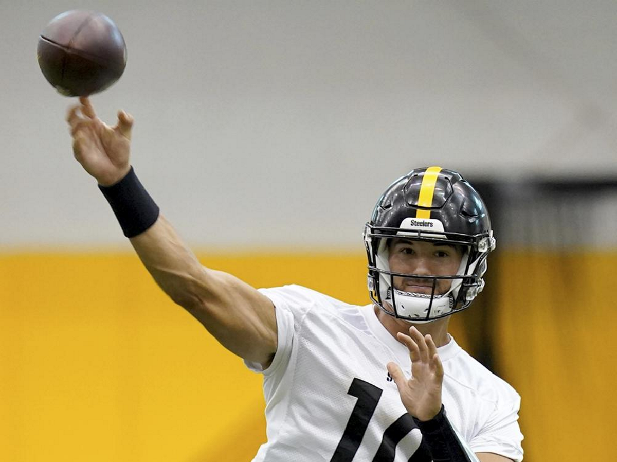 Trubisky starting QB, rookie Pickett the backup for Steelers