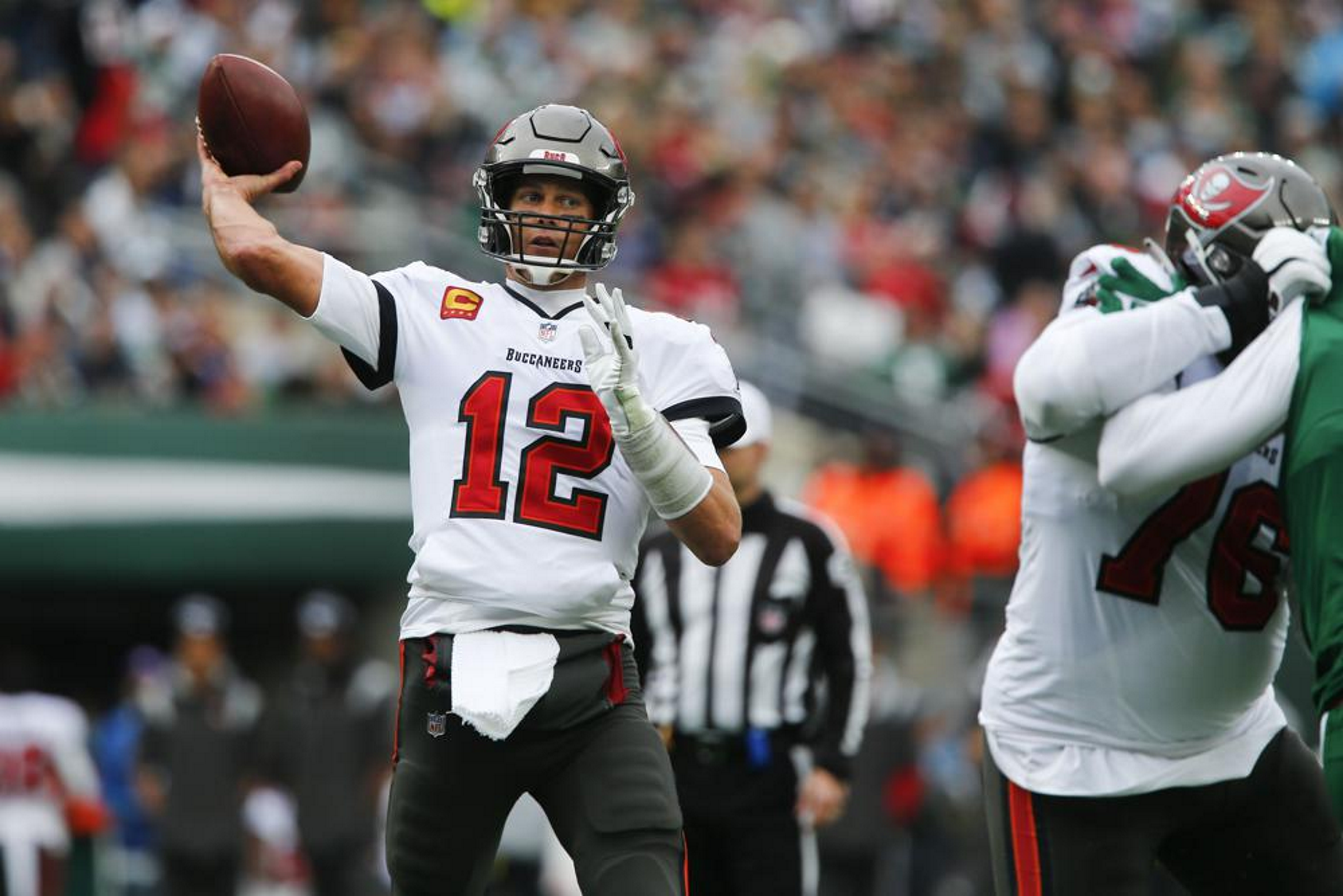 tom brady buccaneers png