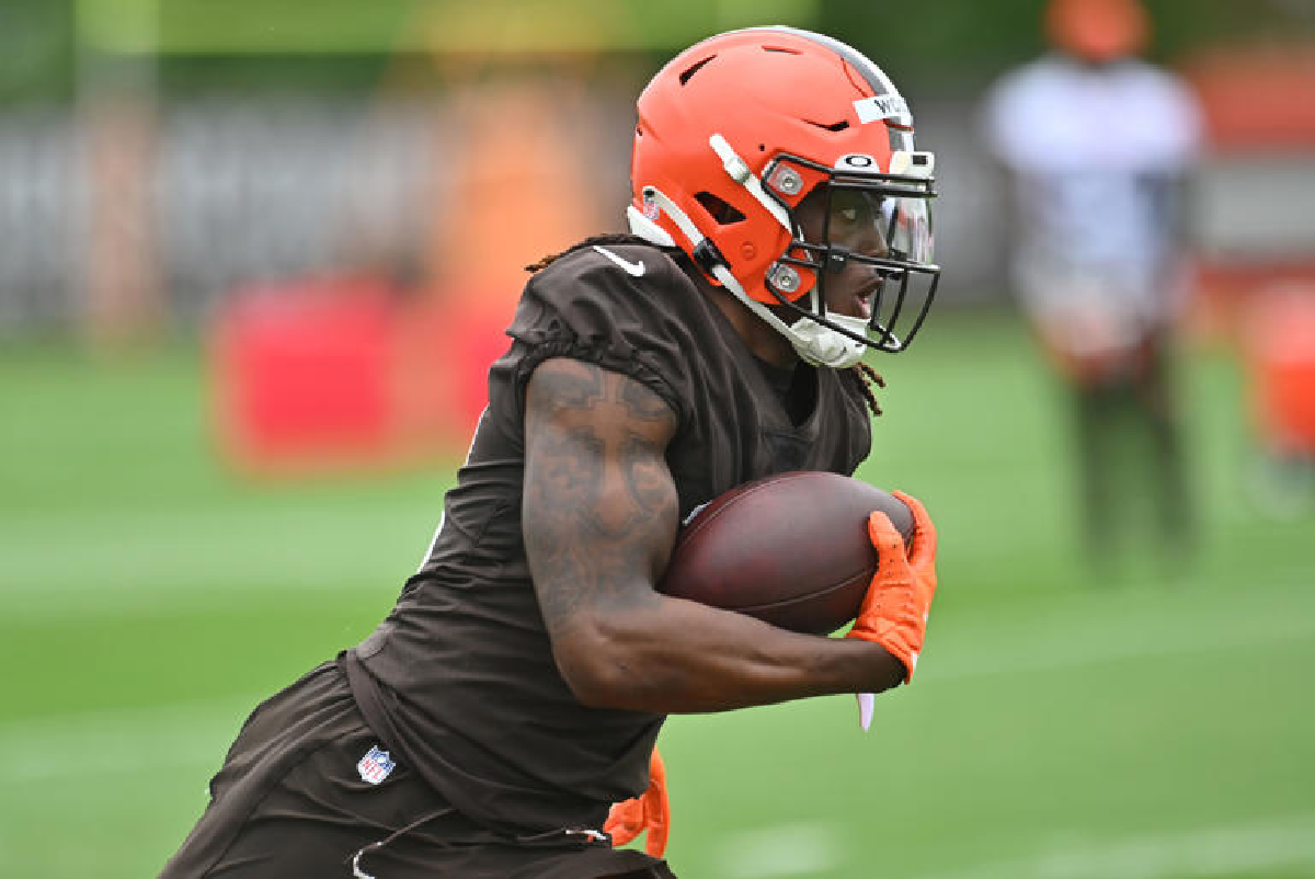 NFL Suspends Browns WR Michael Woods 6 Games - Sports Illustrated